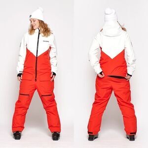 Oneskee Women's Mark VII Snowsuit Women's Snow Suit/ size 4 New